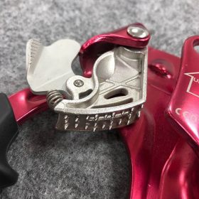 อุปกรณ์บีบจับเชือกมือซ้าย รุ่น Y-LHA-A YAMADA STINTERTRADE