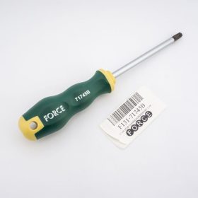 ไขควงหัวจีบ แกนกลวง FORCE รุ่น 71745 by STNTRADE