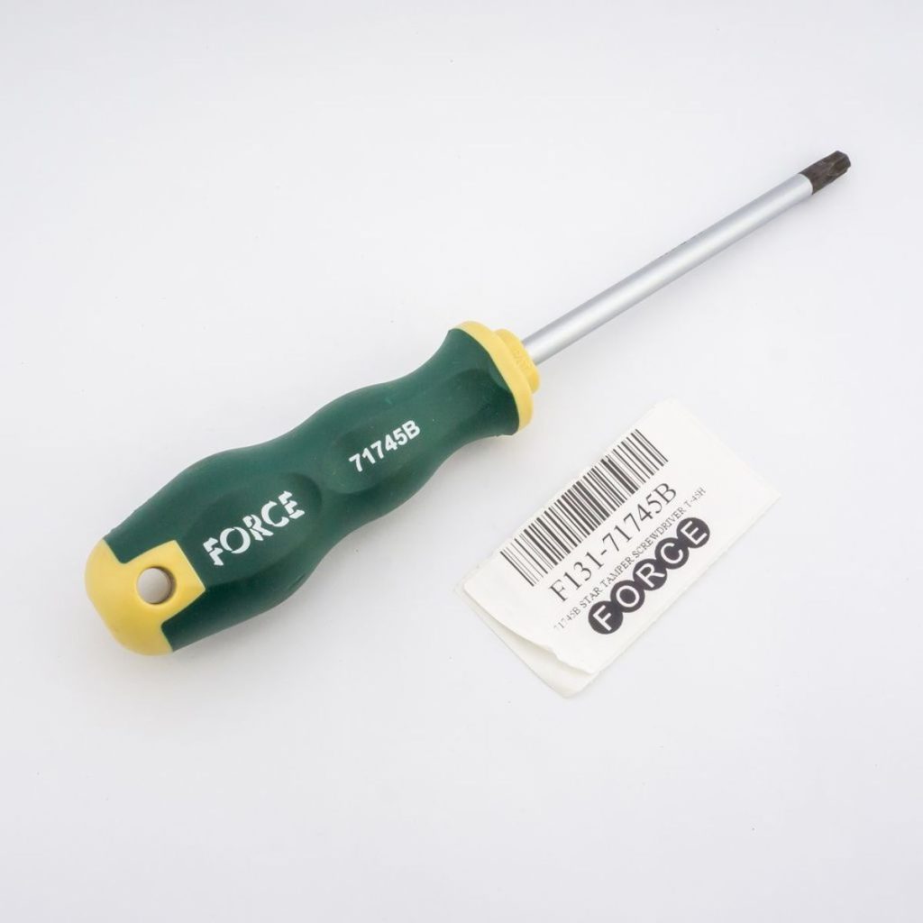 ไขควงหัวจีบ แกนกลวง FORCE รุ่น 71745 by STNTRADE