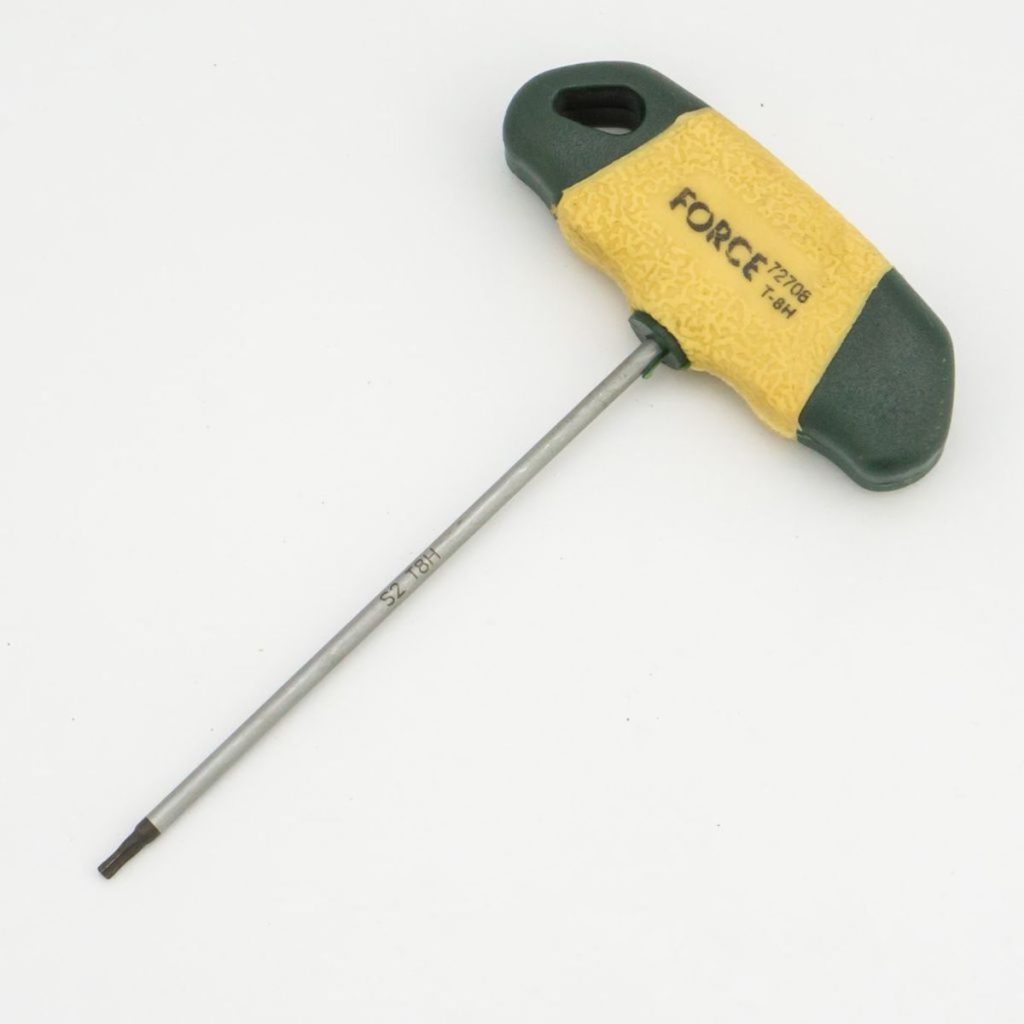 ไขควงตัวทีหัวจีบ แกนกลวง FORCE รุ่น 72708 by STNTRADE