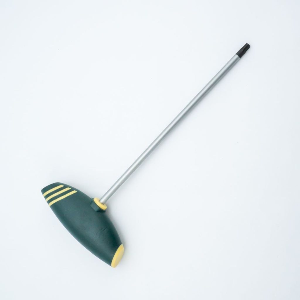 ไขควงตัวทีหัวจีบ แกนกลวง FORCE รุ่น 72730 by STNTRADE