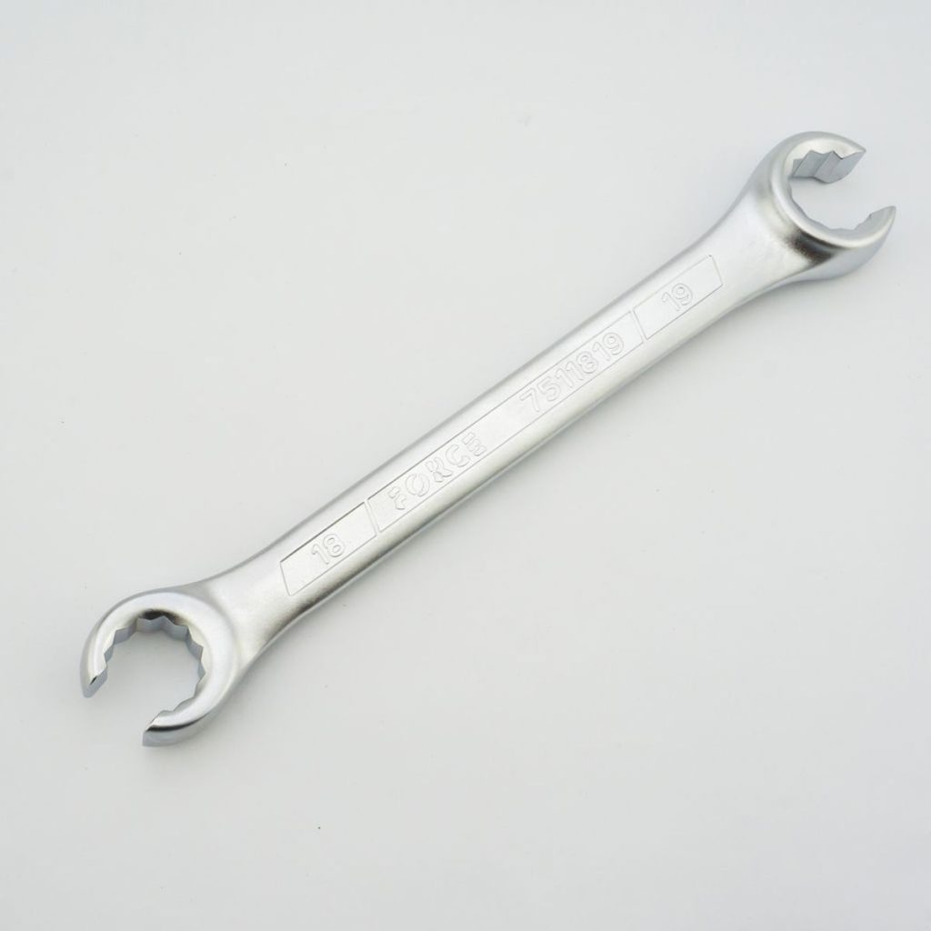 ประแจแหวนผ่า FORCE รุ่น 7511819 by STNTRADE