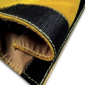 ปลอกขาหนังกันสะเก็ด YAMADA STINTERTRADE