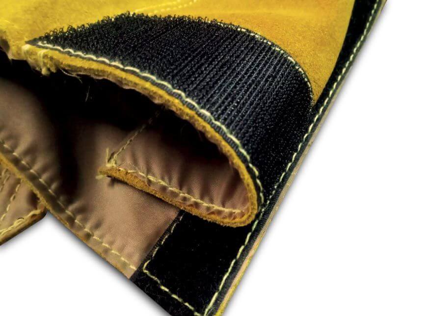 ปลอกขาหนังกันสะเก็ด YAMADA STINTERTRADE