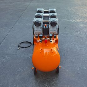 ปั๊มลมไร้น้ำมัน 5.5HP (100L) รุ่น 100SO SUMO STINTERTRADE