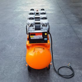 ปั๊มลมไร้น้ำมัน 5.5HP (100L) รุ่น 100SO SUMO STINTERTRADE