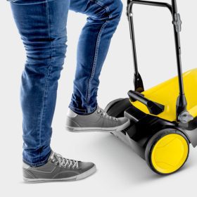 เครื่องกวาดพื้นแบบเดินตาม รุ่น S 4 Twin by stintertrade