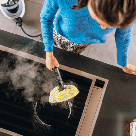 KARCHER เครื่องทำความสะอาดไอน้ำ 2250w รุ่น SC5 EasyFix Iron Plug by stintertrade