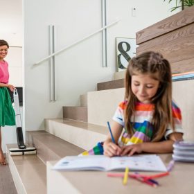 ไม้ถูพื้นไฟฟ้า รุ่น FC 4-4 Battery Set by stintertrade