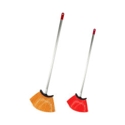 CHAMPION ไม้กวาด