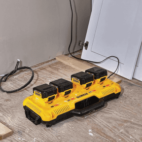 DCB104-QW-04 by stintertrade